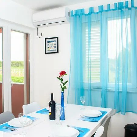 Rose Garden Apartment Privlaka  Exterior photo