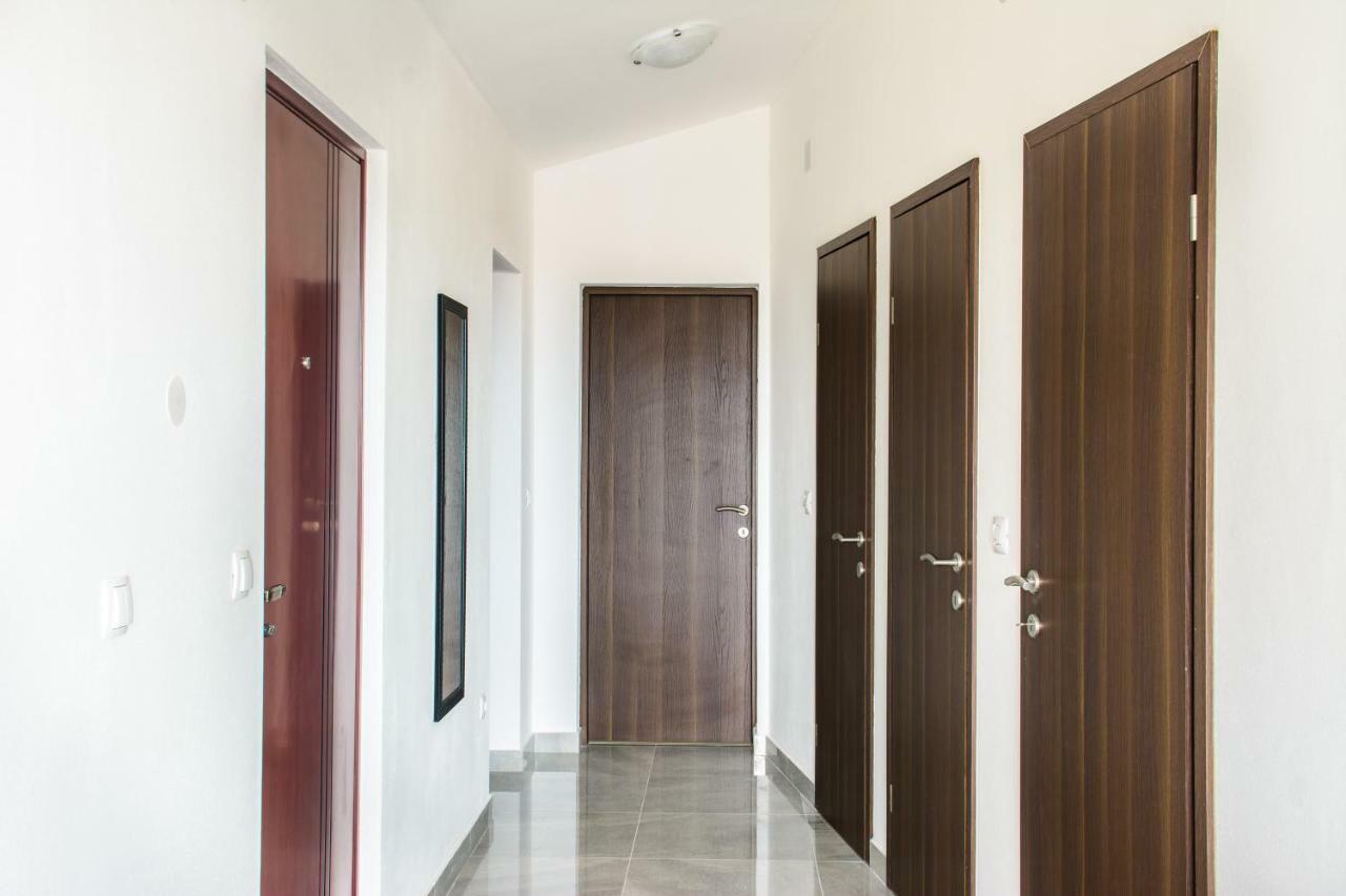 Apartament Rose Garden *